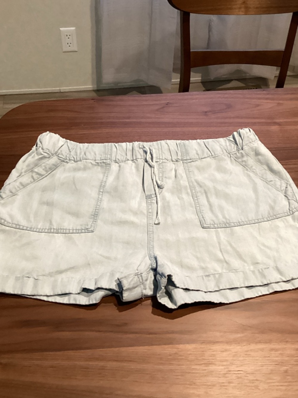 Derek Heart shorts